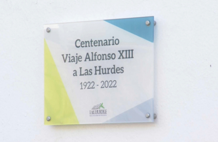 Placa conmemorativa del viaje del rey Alfonso XIII a la comarca de las Hurdes en 1922