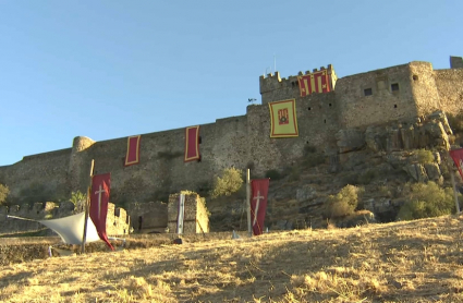 Imagen del castillo de Alburquerque con la ambientación medieval