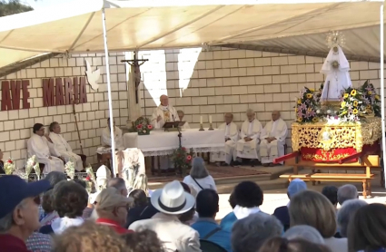 La Velá virgen de las cruces