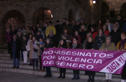 Concentración contra la violencia machista en Cáceres