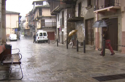 Lluvia, paraguas, Garganta la Olla