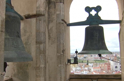 Imagen del campanario de la Catedral de Badajoz
