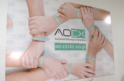 Cartel de la sede de AOEX 