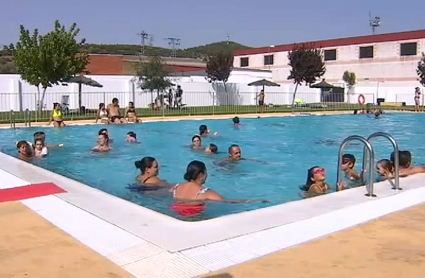 Piscina municipal de Higuera de Vargas