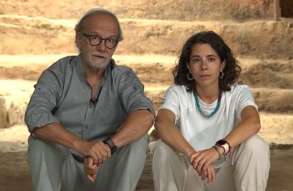 Sebastián Celestino y Esther Rodríguez, directores del yacimiento tartésico de Casas del Turuñuelo