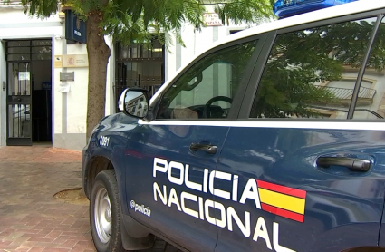 Imagen de la fachada de la Comisaría de la Policía Nacional en Almendralejo