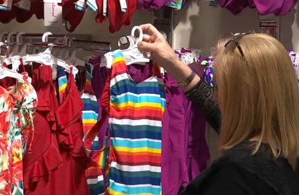 Ropa de baño en las tiendas